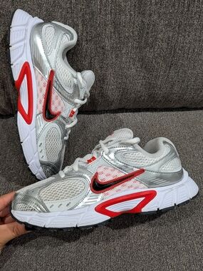 Nike Women Silver & Red Running Shoes